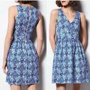 Milly Blue White Cotton Floral Sleeveless V-Neck Shift Dress Sz 10 Fit & Flare